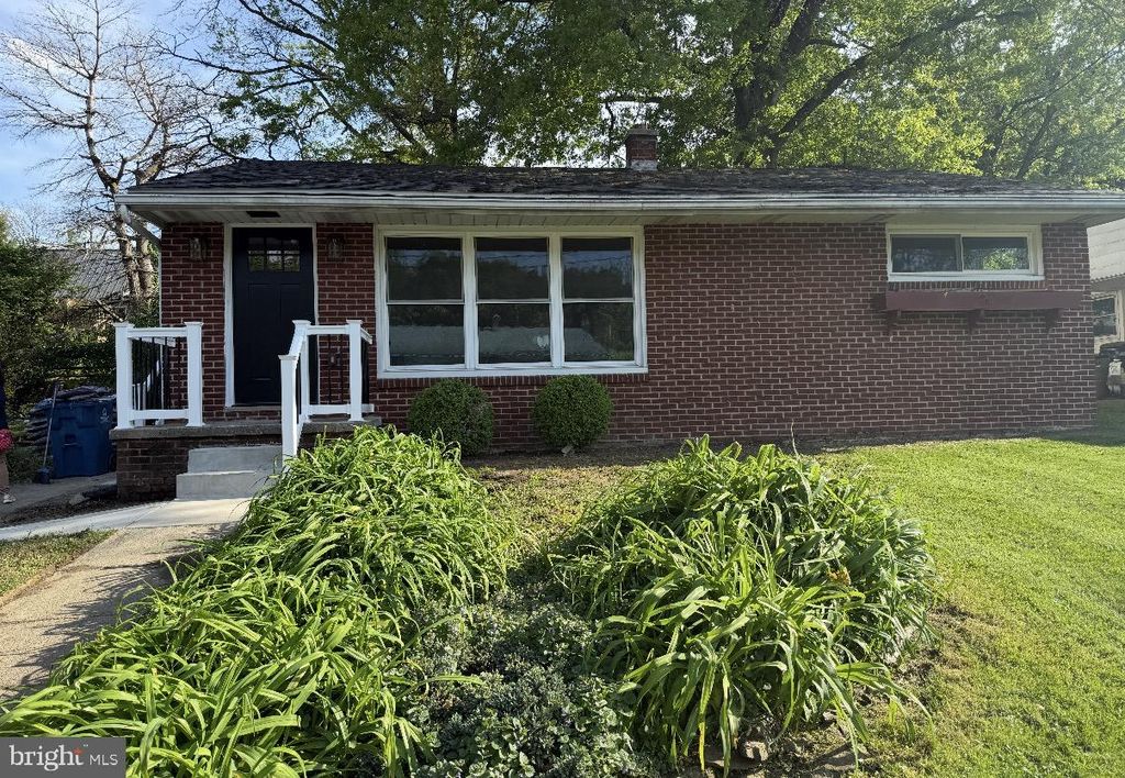 404 E NEW ST, Mountville, PA 17554