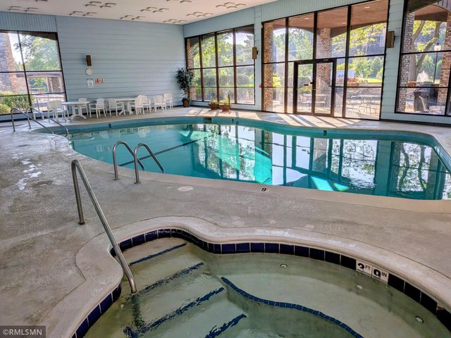 1077 Sibley Memorial Highway 308, Saint Paul, MN 55118