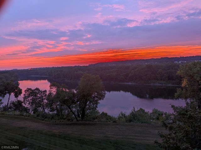 1077 Sibley Memorial Highway 308, Saint Paul, MN 55118