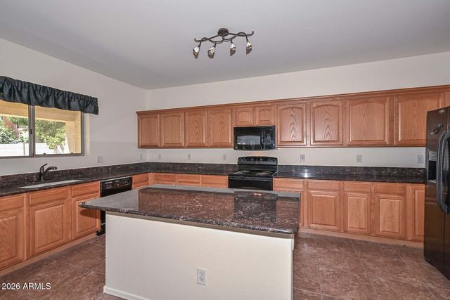 9541 W Frank Avenue, Peoria, AZ 85382