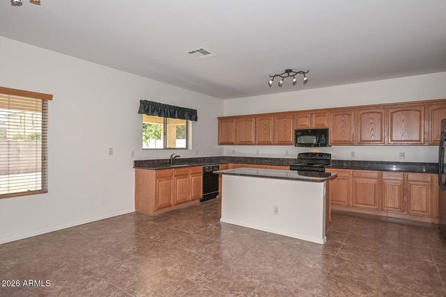 9541 W Frank Avenue, Peoria, AZ 85382