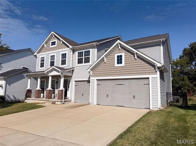 5945 Hawkins Ridge Court, St Louis, MO 63129