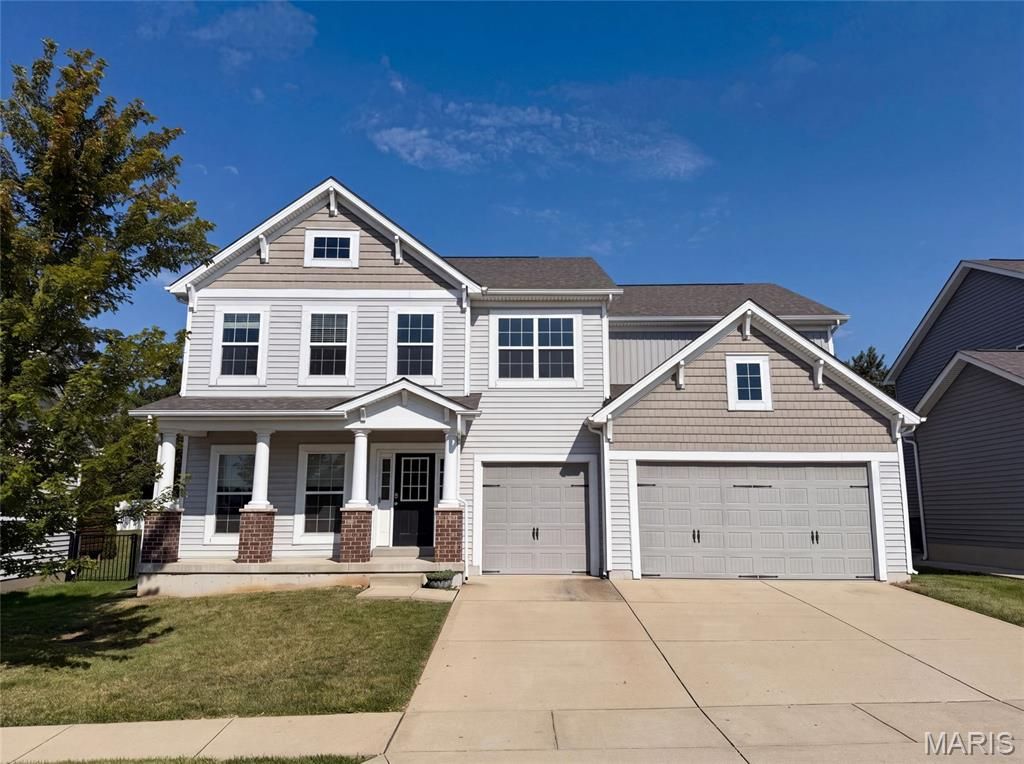 5945 Hawkins Ridge Court, St Louis, MO 63129