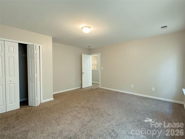 7629 Abigail Glen Drive, Charlotte, NC 28212