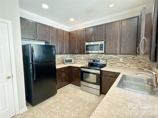 7629 Abigail Glen Drive, Charlotte, NC 28212