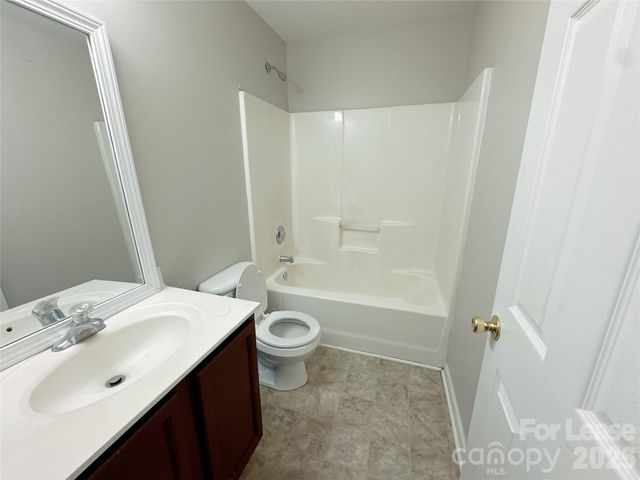 7629 Abigail Glen Drive, Charlotte, NC 28212