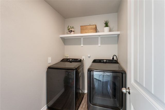 1346 Trent Park, Corpus Christi, TX 78415