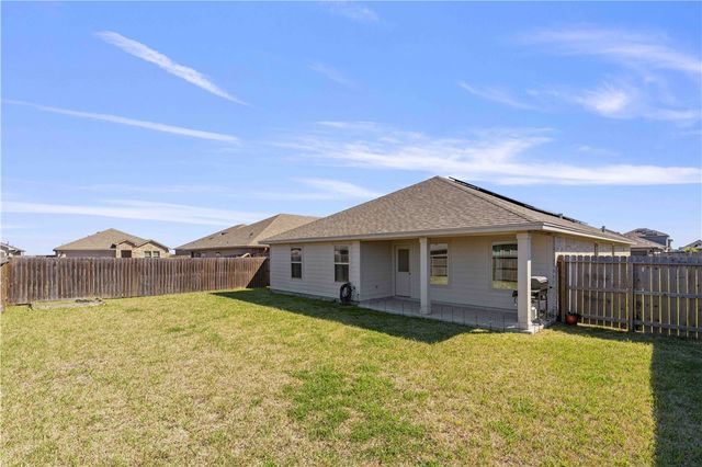 1346 Trent Park, Corpus Christi, TX 78415