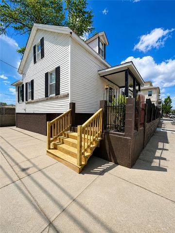 166 Gallup Street, Providence, RI 02908