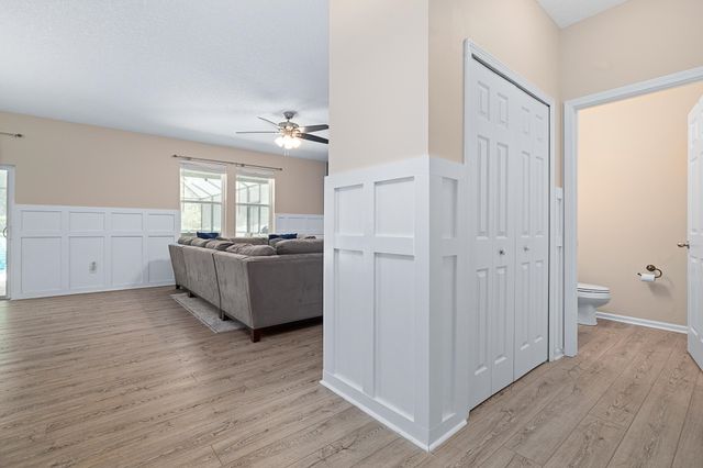 19 Willow Winds Pkwy, St Johns, FL 32259