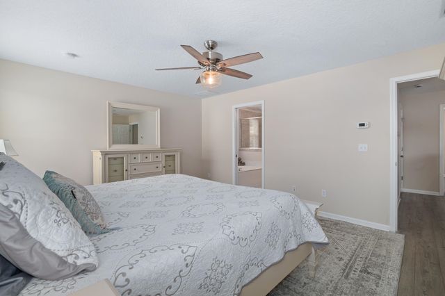 19 Willow Winds Pkwy, St Johns, FL 32259