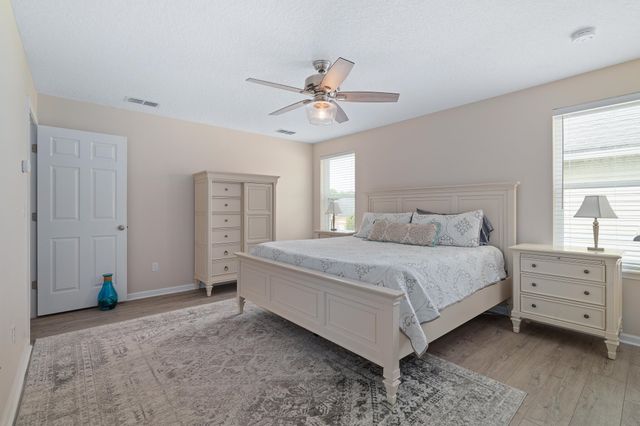 19 Willow Winds Pkwy, St Johns, FL 32259