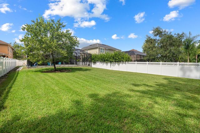 19 Willow Winds Pkwy, St Johns, FL 32259