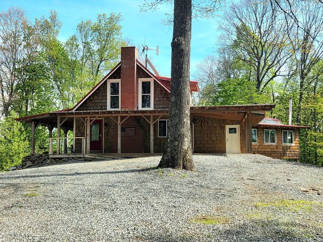 795 Porterfield Gap Road, Robbinsville, NC 28771