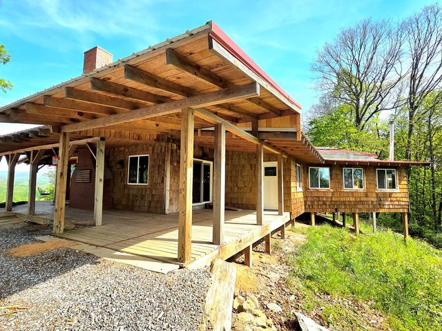 795 Porterfield Gap Road, Robbinsville, NC 28771