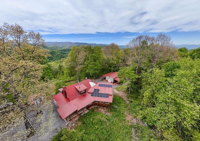 795 Porterfield Gap Road, Robbinsville, NC 28771