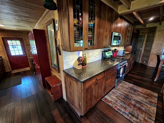 795 Porterfield Gap Road, Robbinsville, NC 28771