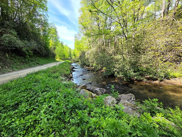795 Porterfield Gap Road, Robbinsville, NC 28771
