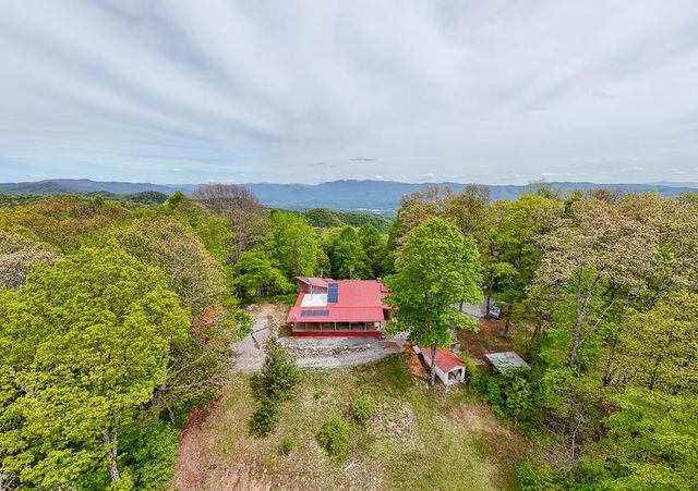 795 Porterfield Gap Road, Robbinsville, NC 28771