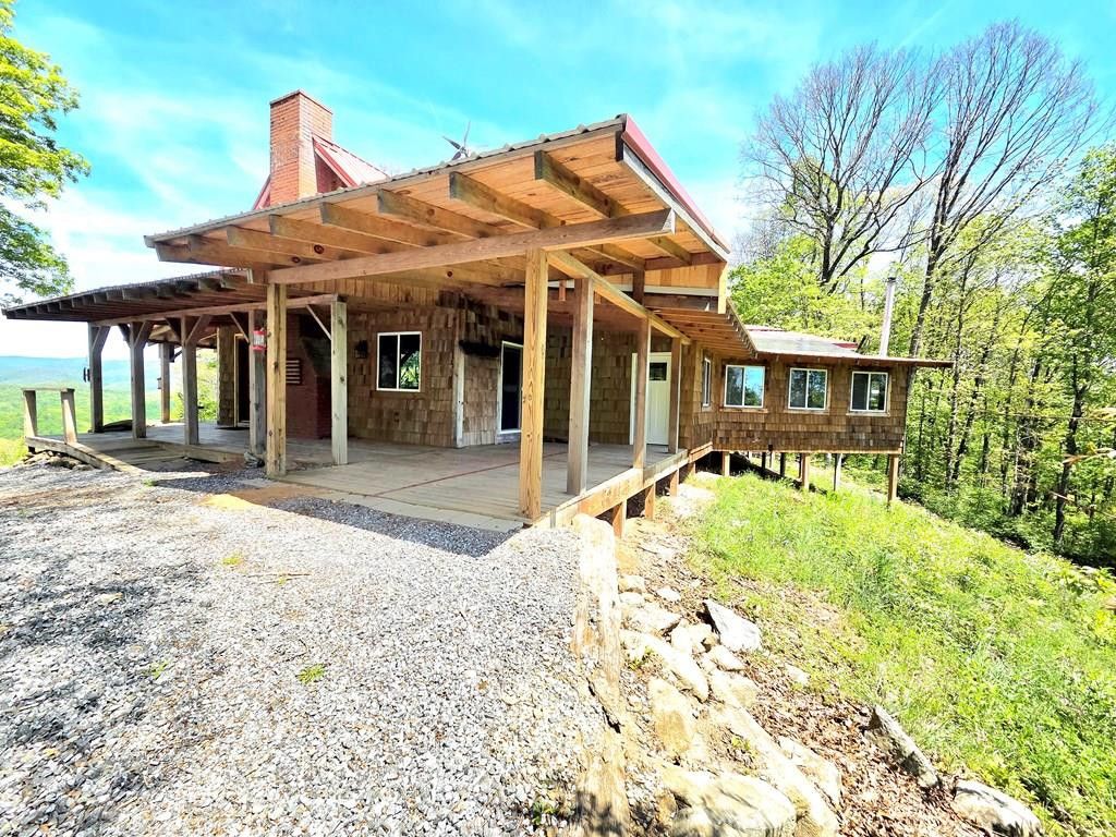 795 Porterfield Gap Road, Robbinsville, NC 28771