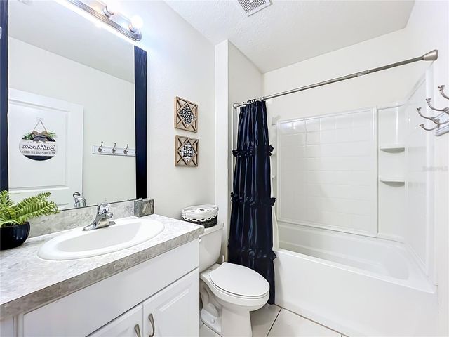 405 KESTREL DRIVE, Groveland, FL 34736