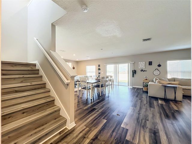 405 KESTREL DRIVE, Groveland, FL 34736