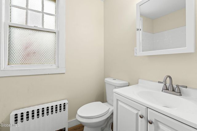 902 Park Avenue, Albany, NY 12208