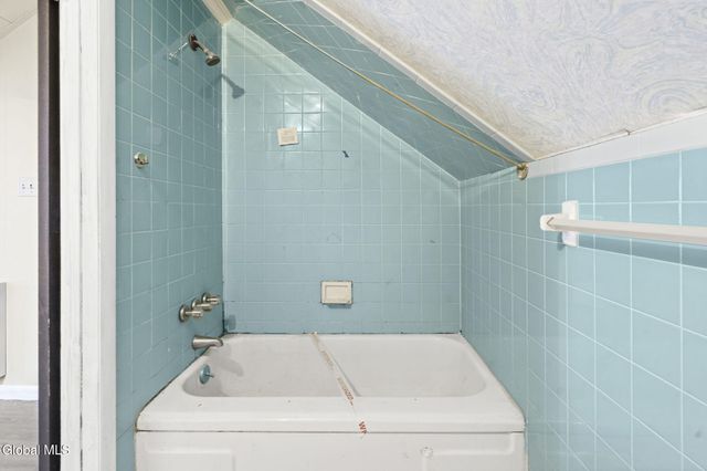 902 Park Avenue, Albany, NY 12208