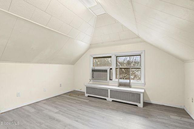 902 Park Avenue, Albany, NY 12208