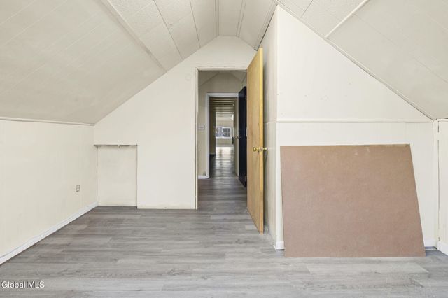 902 Park Avenue, Albany, NY 12208