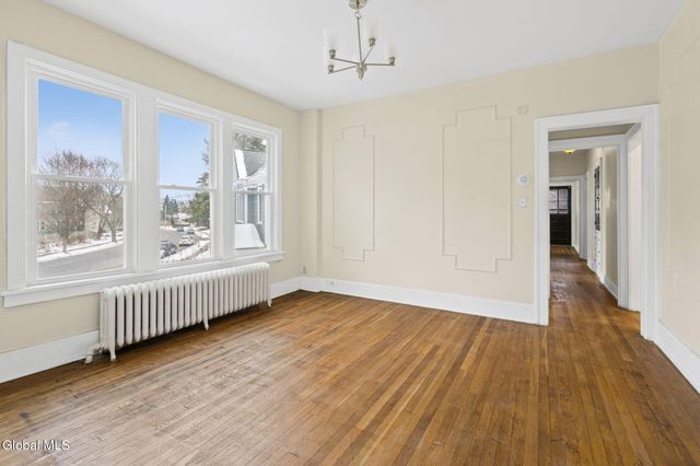 902 Park Avenue, Albany, NY 12208