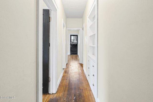 902 Park Avenue, Albany, NY 12208