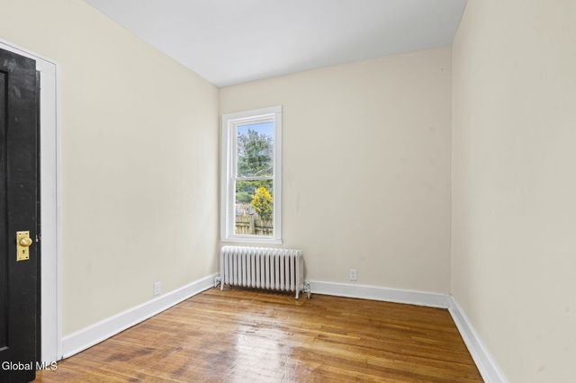 902 Park Avenue, Albany, NY 12208