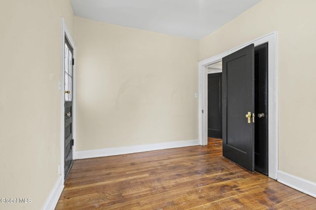 902 Park Avenue, Albany, NY 12208