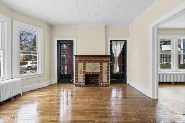 902 Park Avenue, Albany, NY 12208