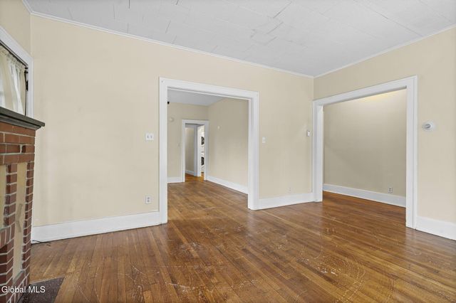 902 Park Avenue, Albany, NY 12208