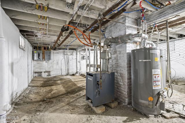 902 Park Avenue, Albany, NY 12208