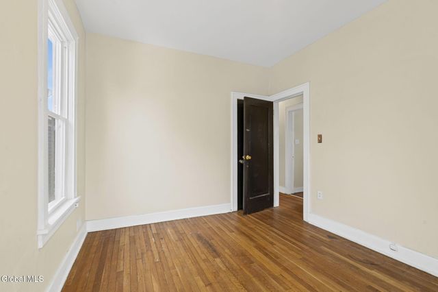 902 Park Avenue, Albany, NY 12208