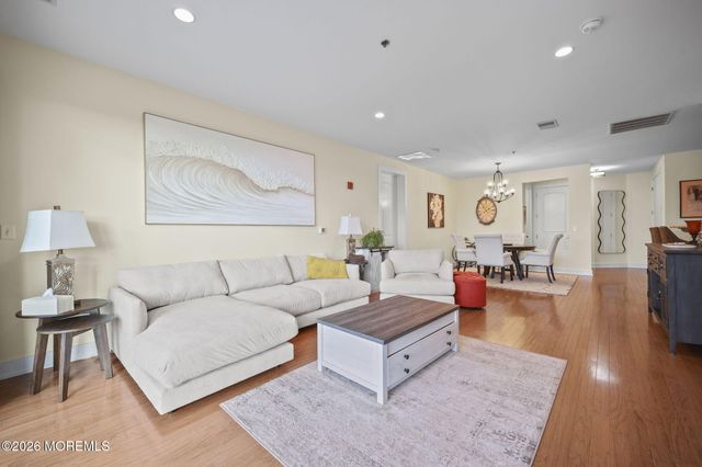 432 W Ocean Boulevard 210, Long Branch, NJ 07740