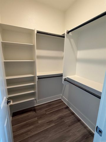 6554 AMALIE DRIVE, Alexander, AR 72002