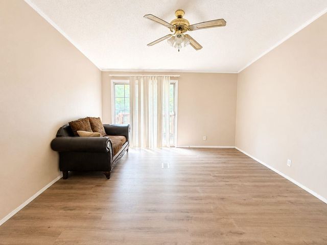 118 Lockman Street, Inman, SC 29349