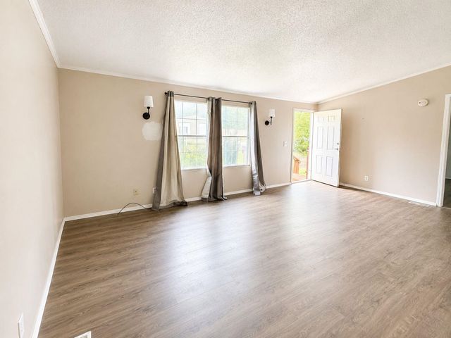 118 Lockman Street, Inman, SC 29349