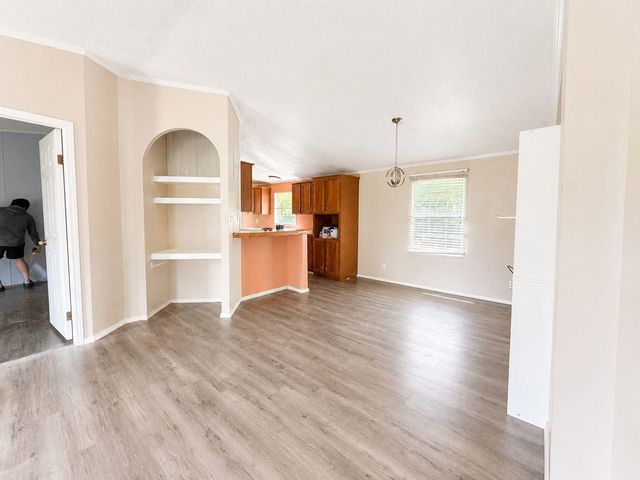 118 Lockman Street, Inman, SC 29349