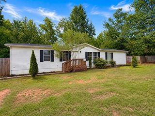 118 Lockman Street, Inman, SC 29349