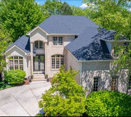 3536 Scottsdale Circle, Naperville, IL 60564