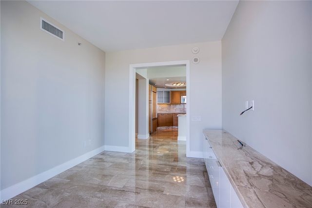 222 Karen Avenue 2308, Las Vegas, NV 89109