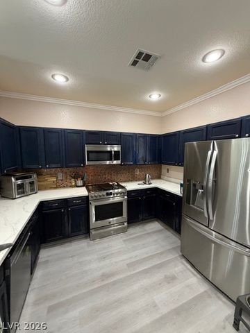 733 Thorton Beach Street, Henderson, NV 89015