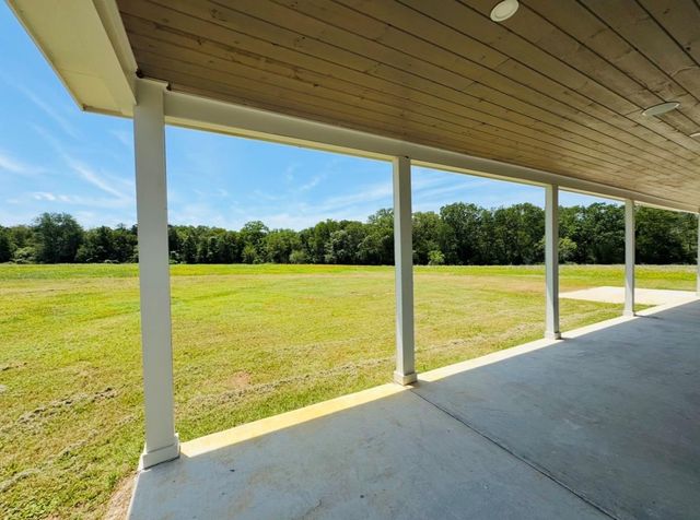 1294 Private Road 7037, Lexington, TX 78947