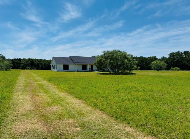 1294 Private Road 7037, Lexington, TX 78947