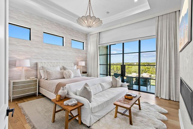 400 Medlin Creek LOOP, Dripping Springs, TX 78620